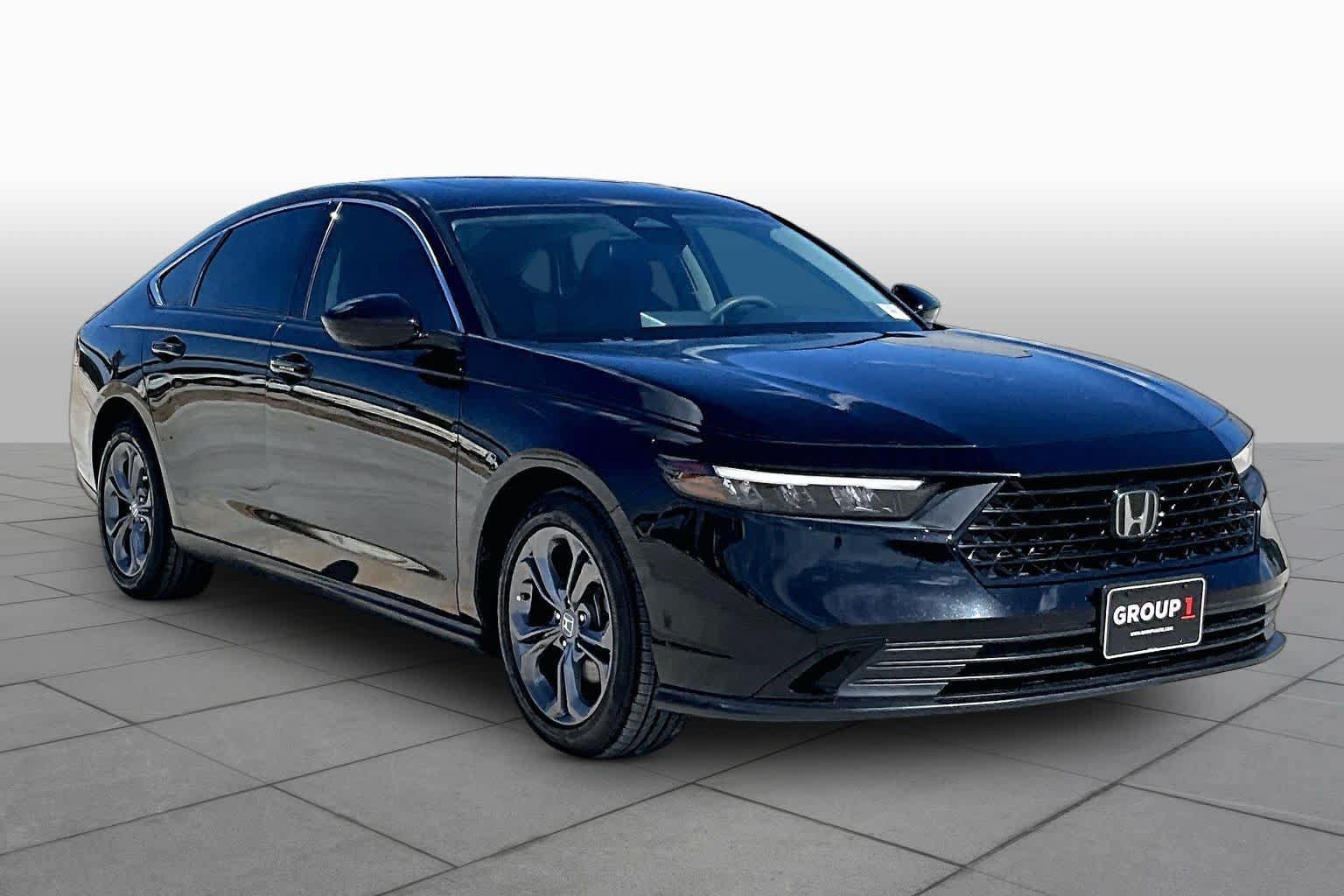 Used 2023 Honda Accord EX image 3