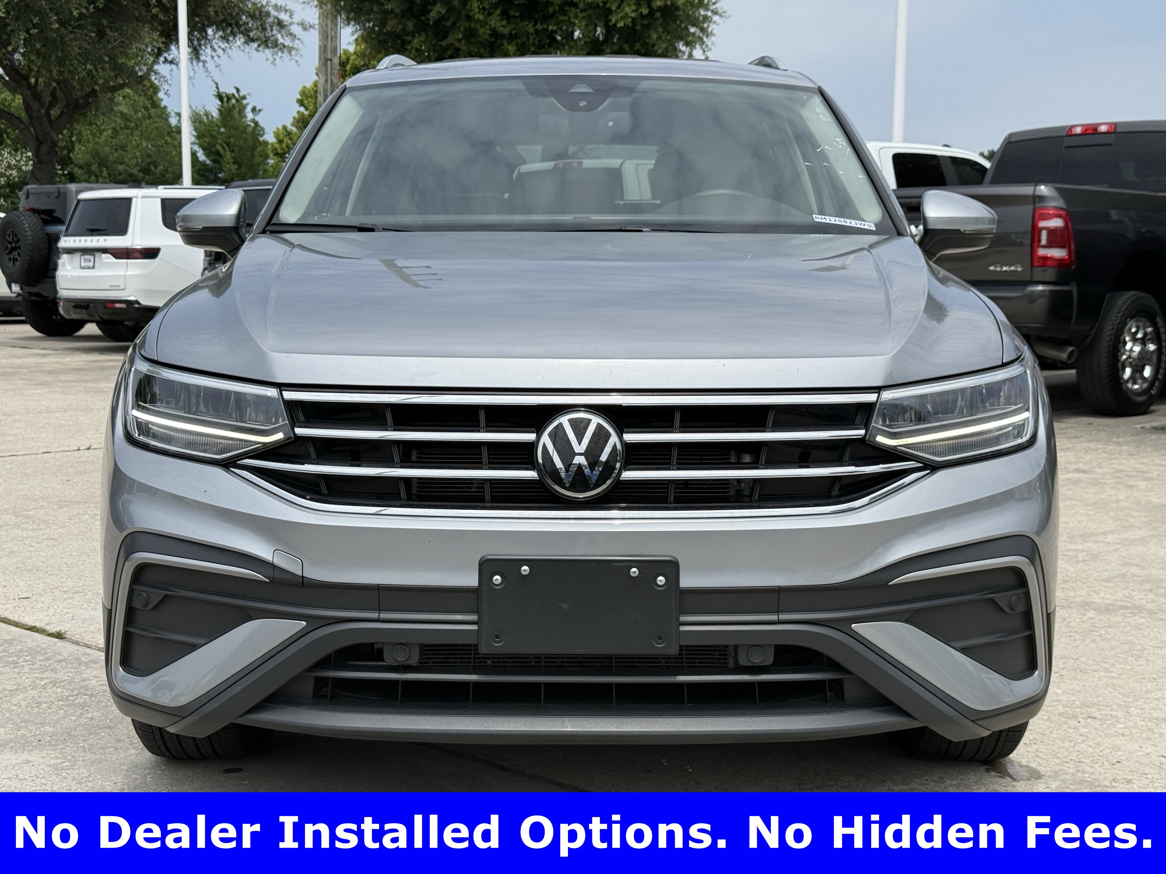 Used 2024 Volkswagen Tiguan Wolfsburg Edition AWD/4WD image 10