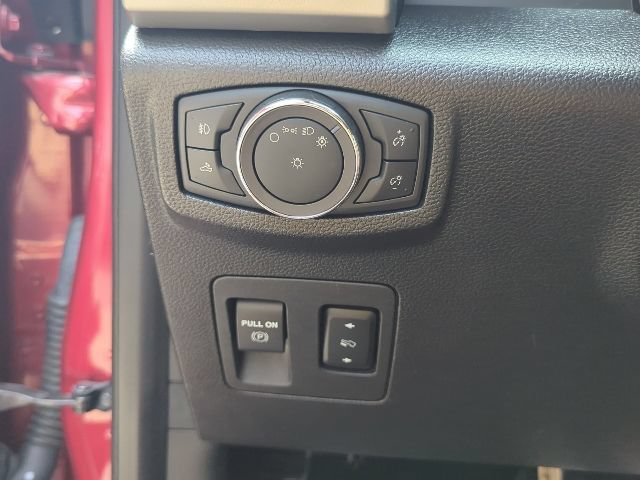 Used 2018 Ford F150 Lariat w/ Equipment Group 502A Luxury AWD/4WD image 26