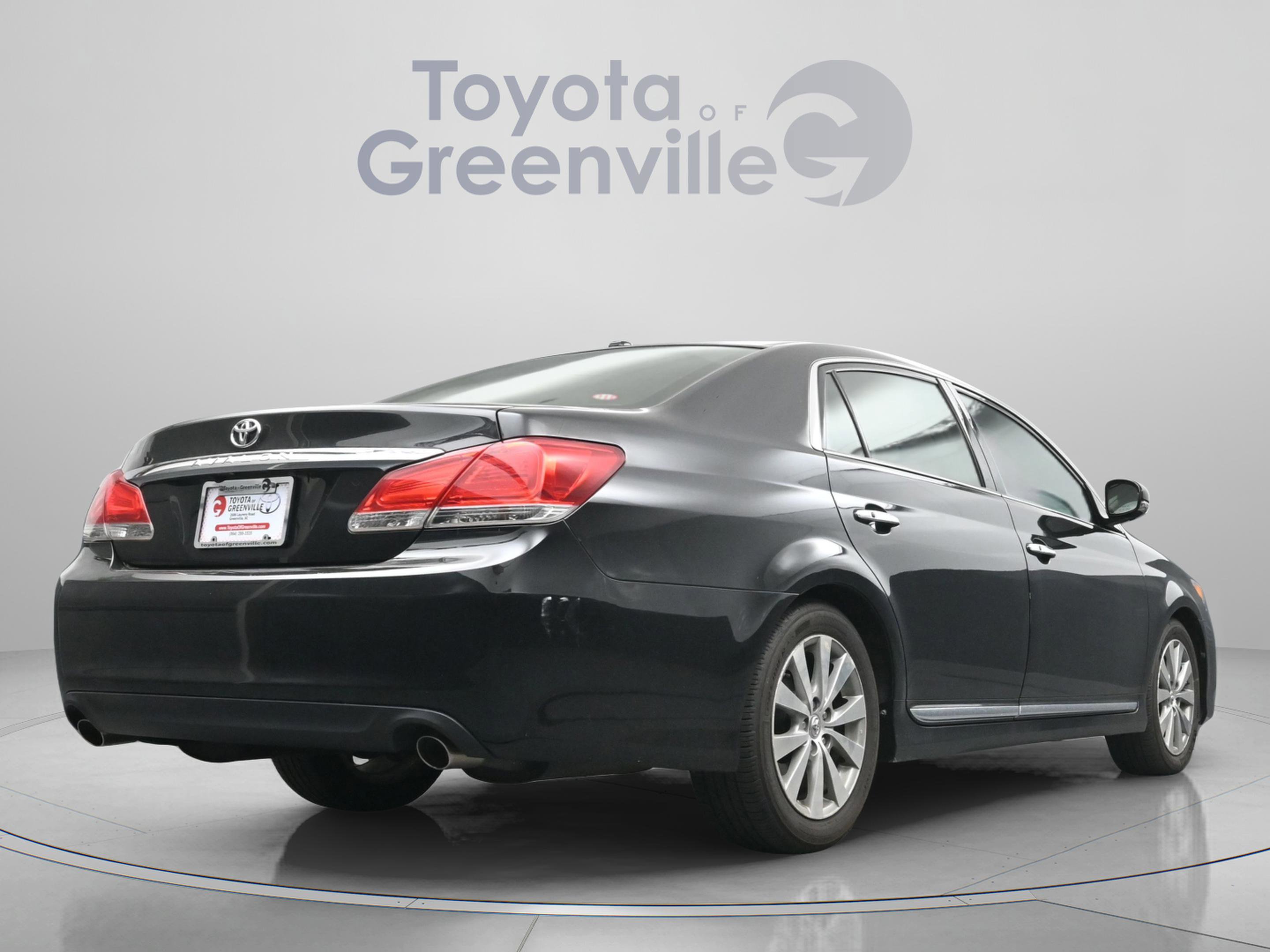 Used 2011 Toyota Avalon Limited FWD image 10