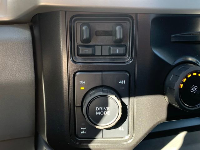 New 2026 Ford F350 XLT w/ XLT Premium Package image 21