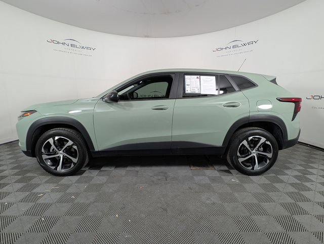 Certified 2024 Chevrolet Trax RS w/ Driver Confidence Package image 5