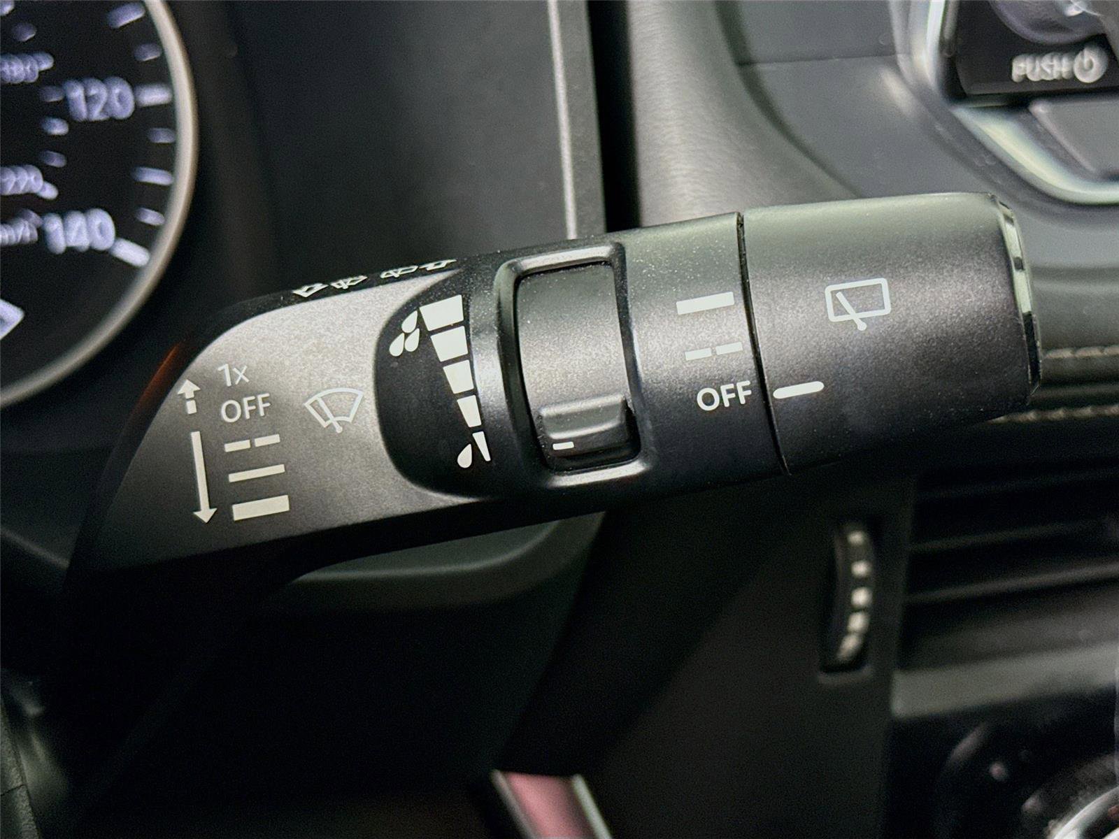 Used 2021 Nissan Rogue S FWD image 4