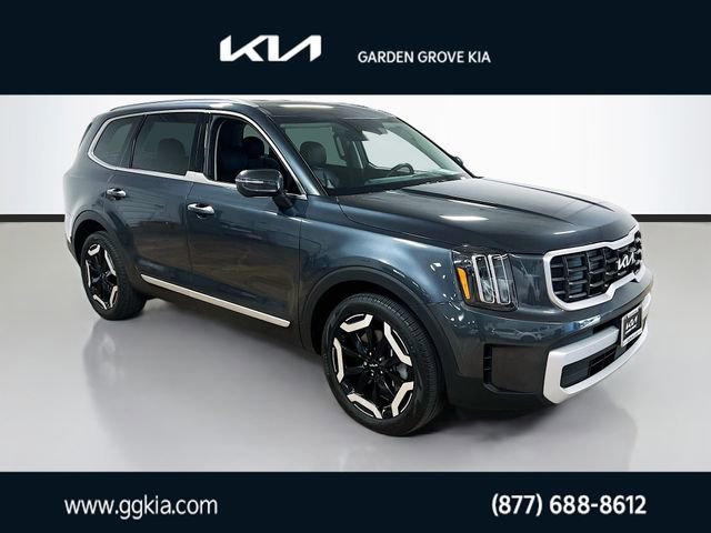 Certified 2023 Kia Telluride S image 1