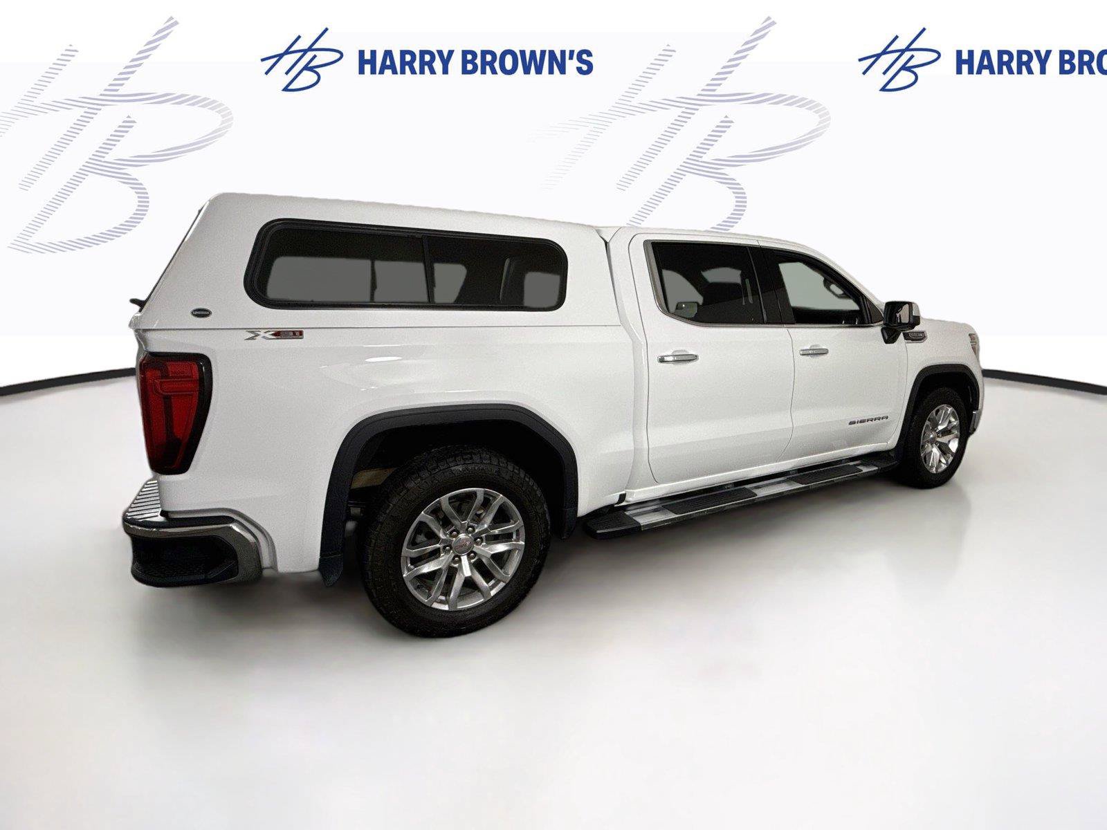 Used 2022 GMC Sierra 1500 SLT w/ SLT Premium Package AWD/4WD image 30