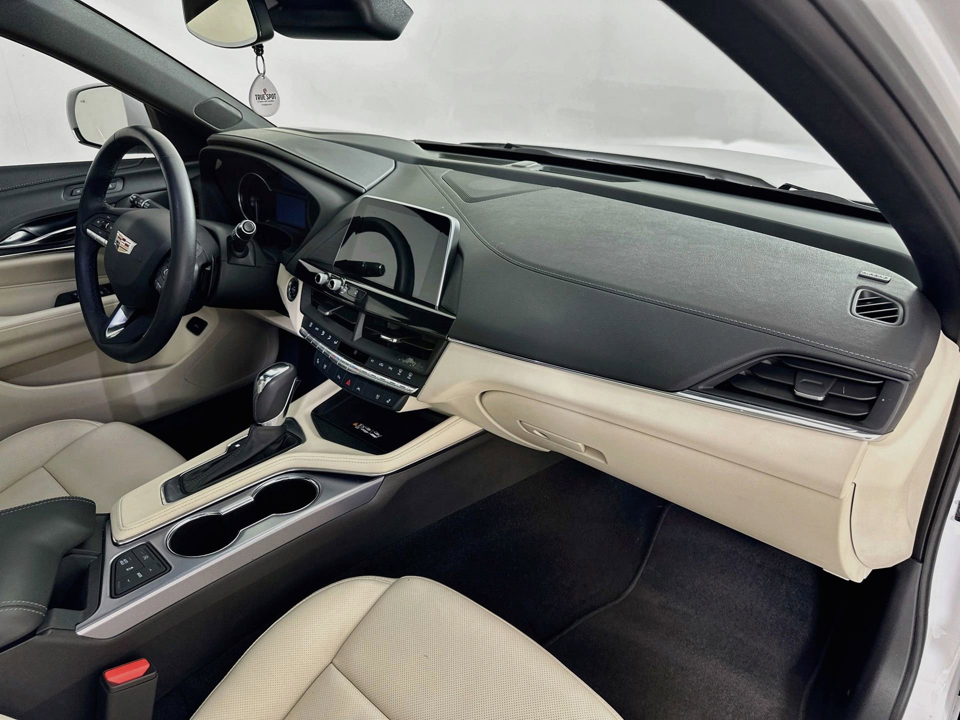 Used 2024 Cadillac CT4 Premium Luxury w/ Climate Package RWD image 29
