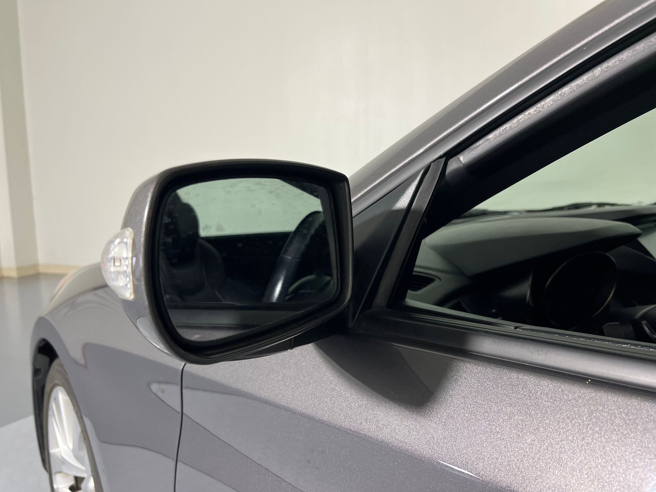 Used 2013 Hyundai Genesis 3.8 image 23