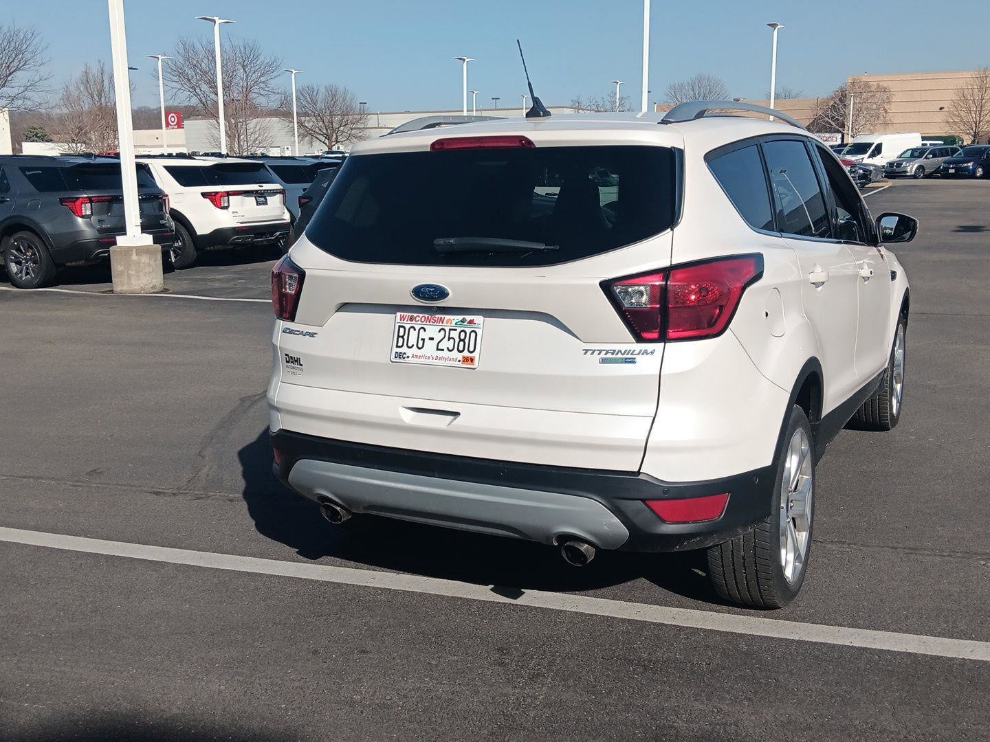 Used 2019 Ford Escape Titanium image 5