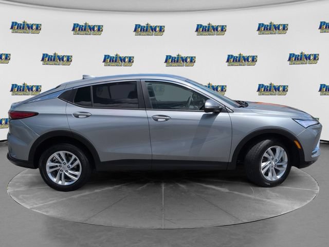 Used 2025 Buick Envista Preferred FWD image 4