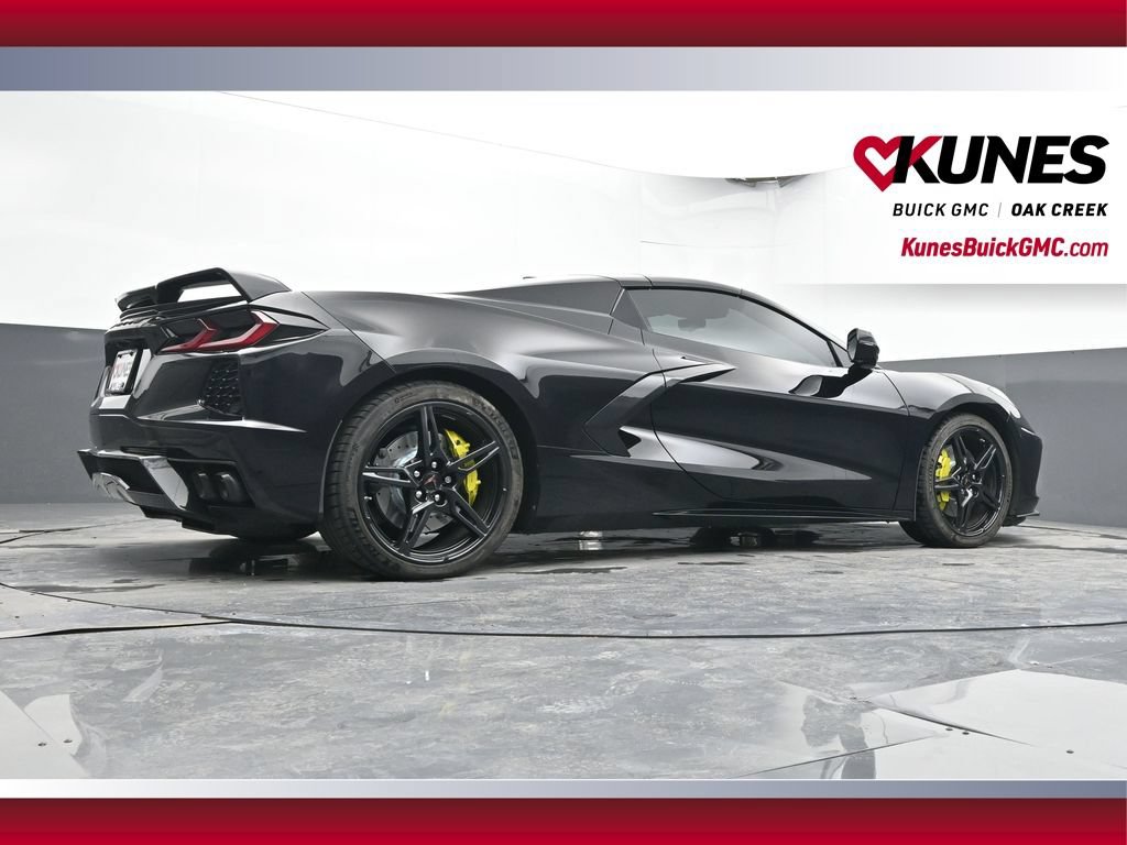 Used 2020 Chevrolet Corvette Stingray Preferred Conv w/ 2LT Preferred Equipment Group RWD image 43