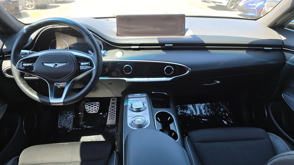 Used 2022 Genesis GV70 3.5T Sport AWD/4WD image 18