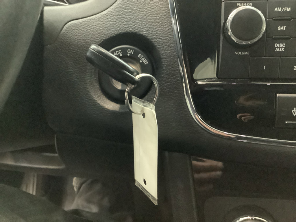 Used 2013 Chrysler 200 Limited image 18