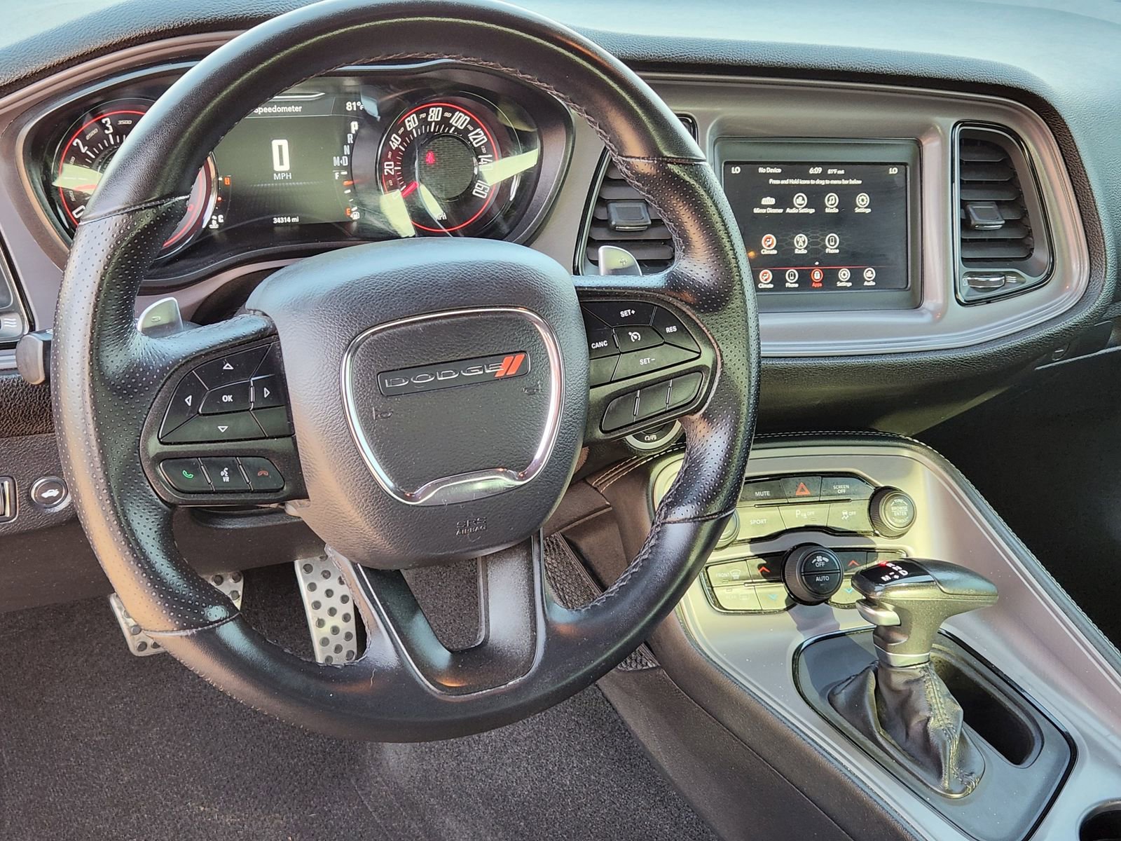 Certified 2023 Dodge Challenger R/T w/ Blacktop Package image 35