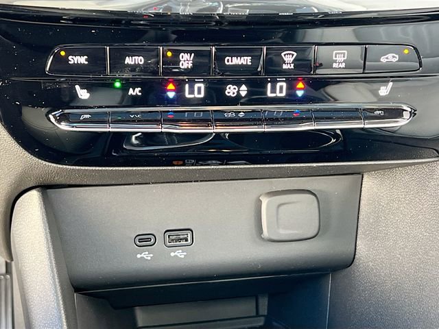 New 2026 Buick Encore GX Avenir w/ Avenir Technology Package image 11