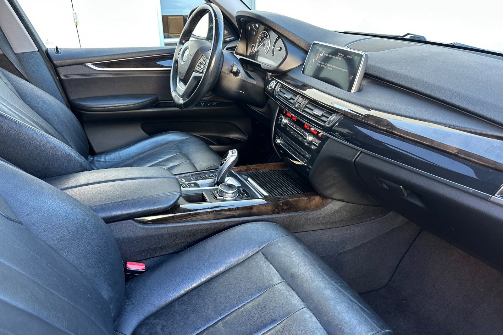 Used 2016 BMW X5 xDrive40e image 15