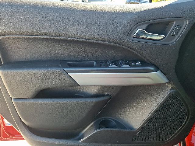 Used 2019 Chevrolet Colorado ZR2 w/ ZR2 Dusk Special Edition AWD/4WD image 12