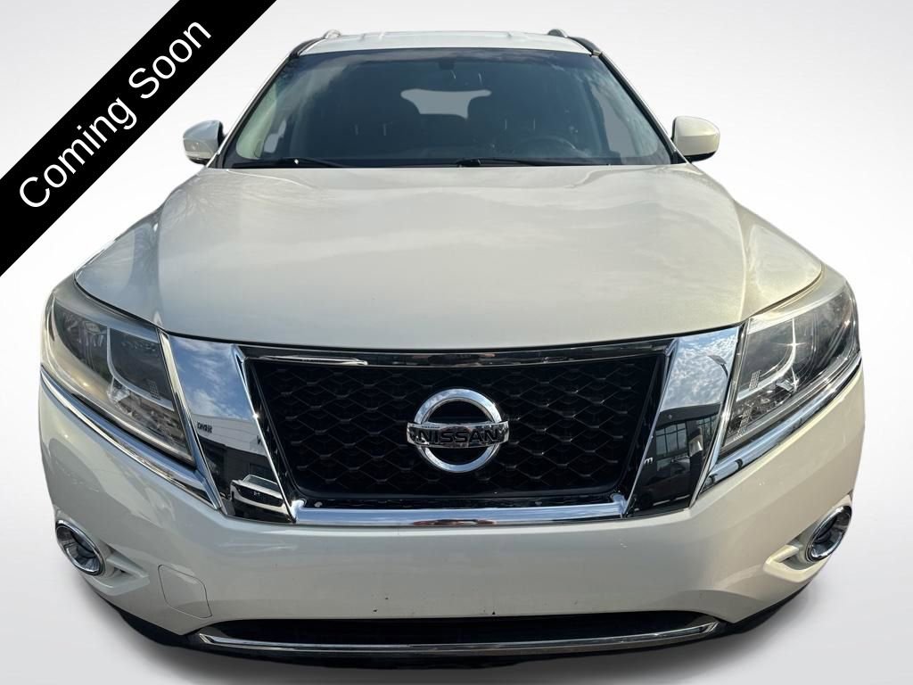 Used 2014 Nissan Pathfinder SL w/ SL Tech Package image 2