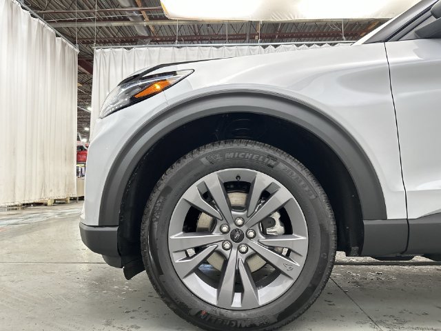New 2026 Ford Explorer Active w/ Active Comfort Package AWD/4WD image 22