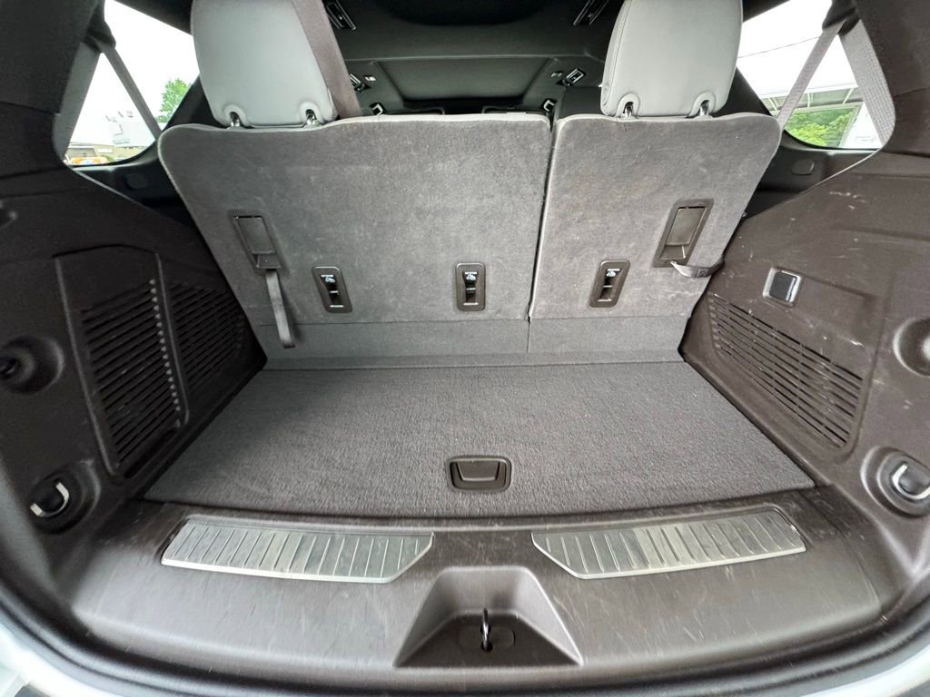 Used 2023 Chevrolet Tahoe Z71 image 10