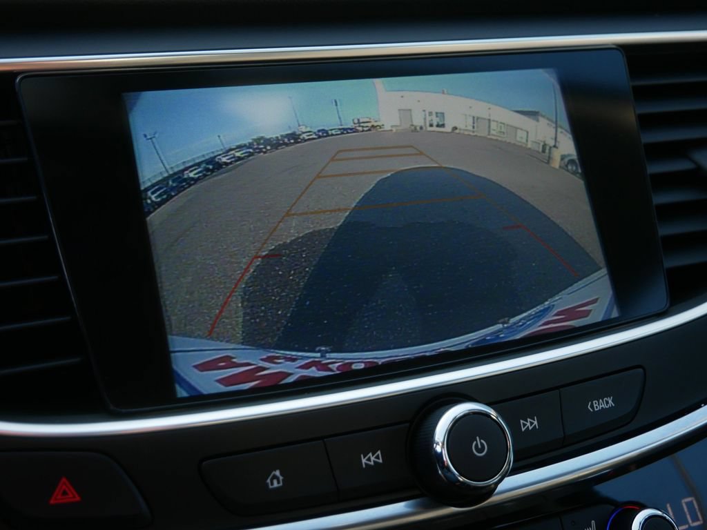 Used 2019 Buick LaCrosse Essence FWD image 25