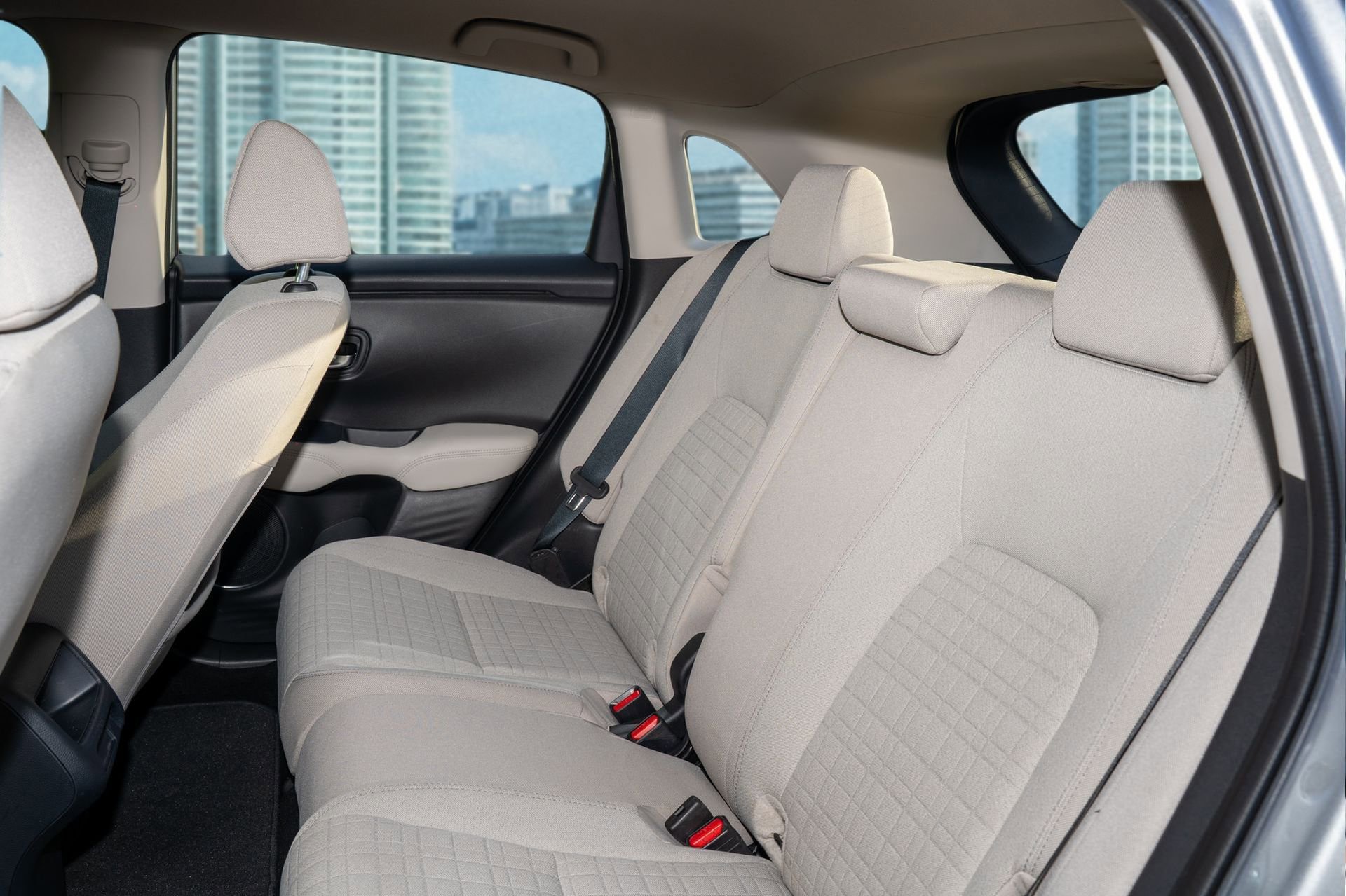 Certified 2023 Honda HR-V LX image 12