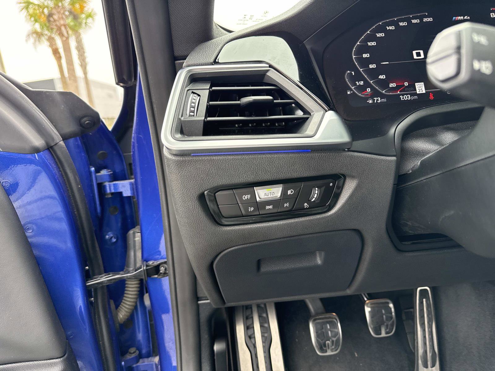 Used 2022 BMW M4 Coupe w/ Executive Package image 27