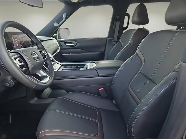 New 2025 Nissan Armada SL w/ Captain's Chari Seat Package AWD/4WD image 9