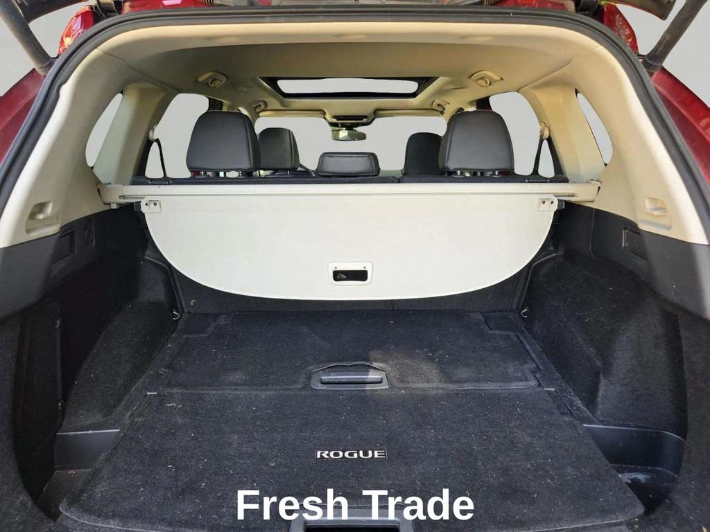 Used 2021 Nissan Rogue SL FWD image 8
