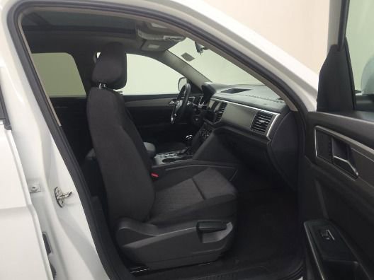 Used 2018 Volkswagen Atlas Launch Edition FWD image 7