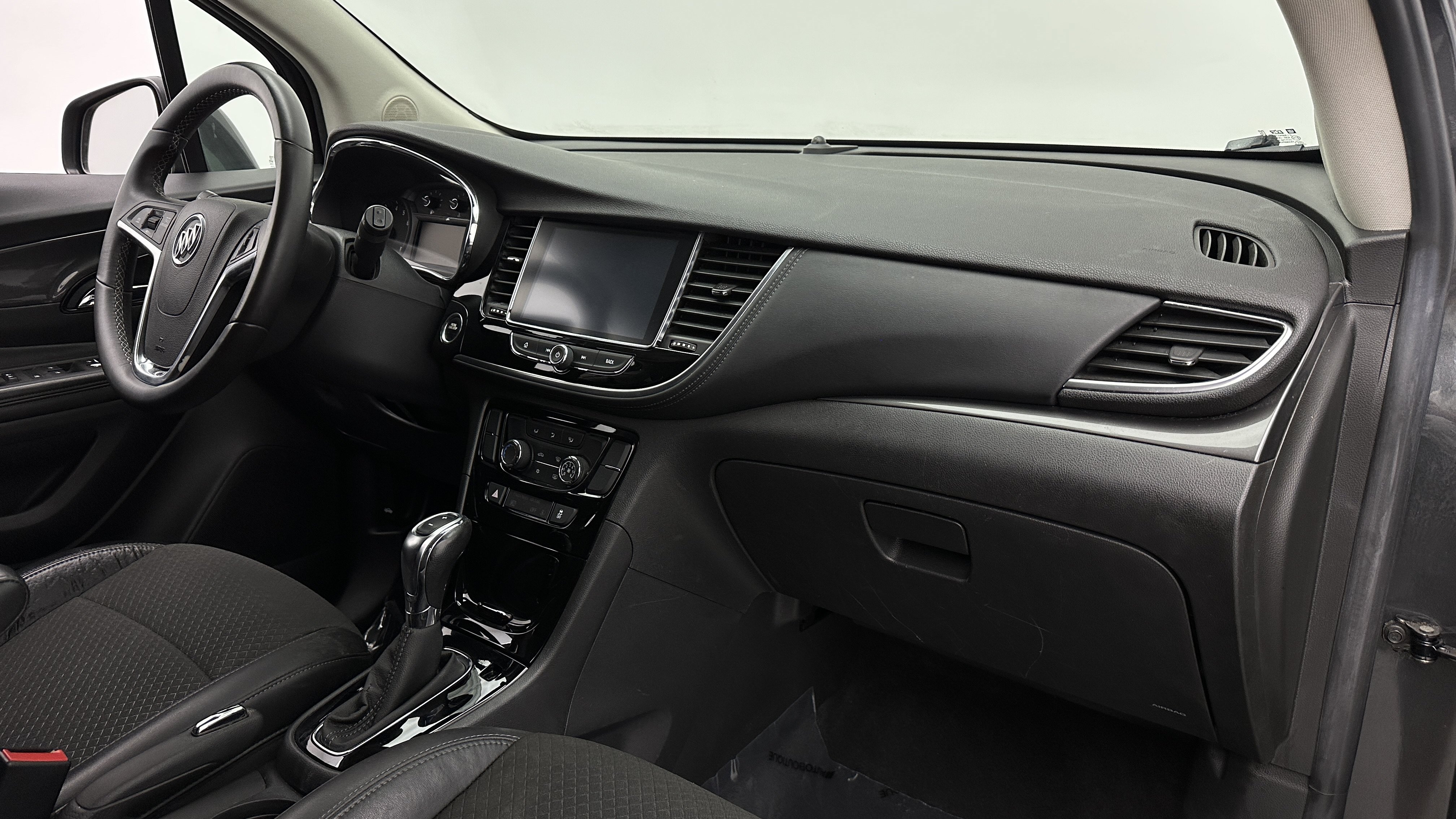 Used 2017 Buick Encore Preferred FWD image 36