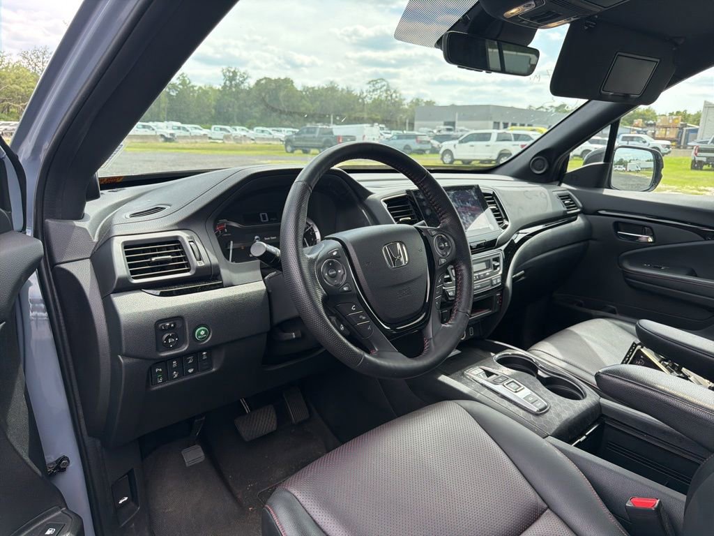 Used 2022 Honda Ridgeline Black Edition image 9