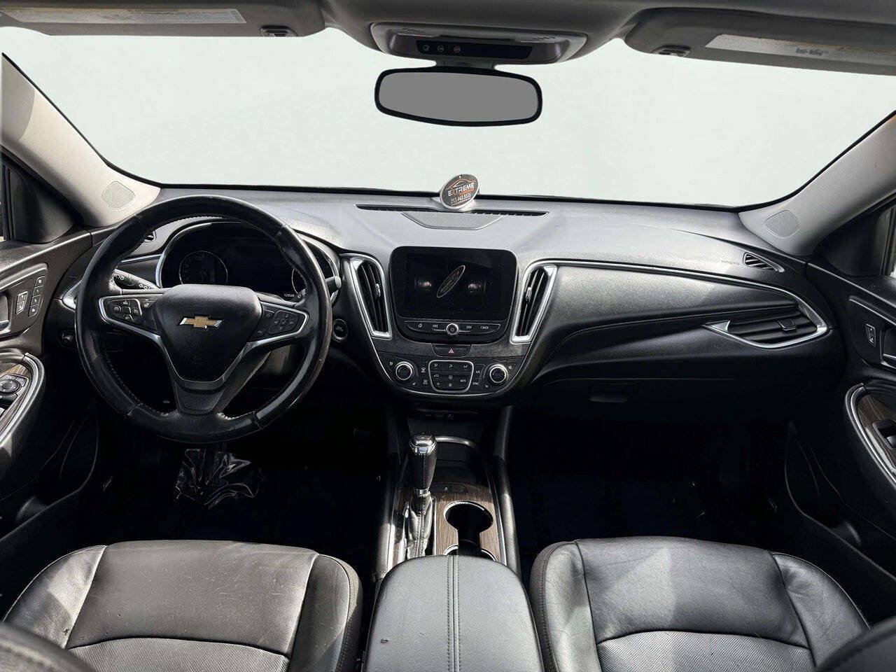 Used 2020 Chevrolet Malibu Premier FWD image 14