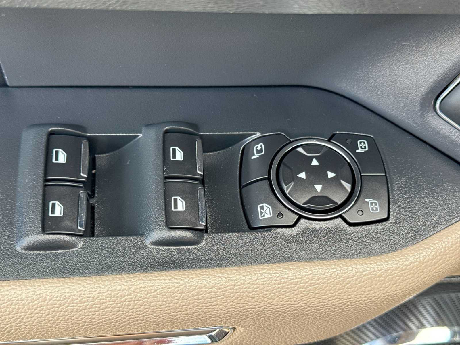 Certified 2022 Ford Expedition Max Limited RWD image 9