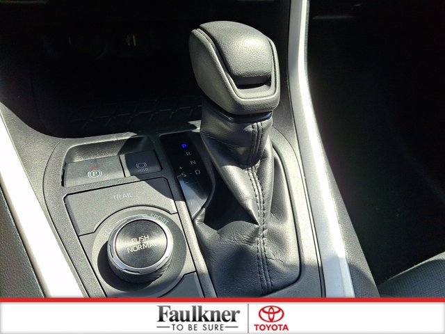 Certified 2025 Toyota RAV4 XLE AWD/4WD image 14