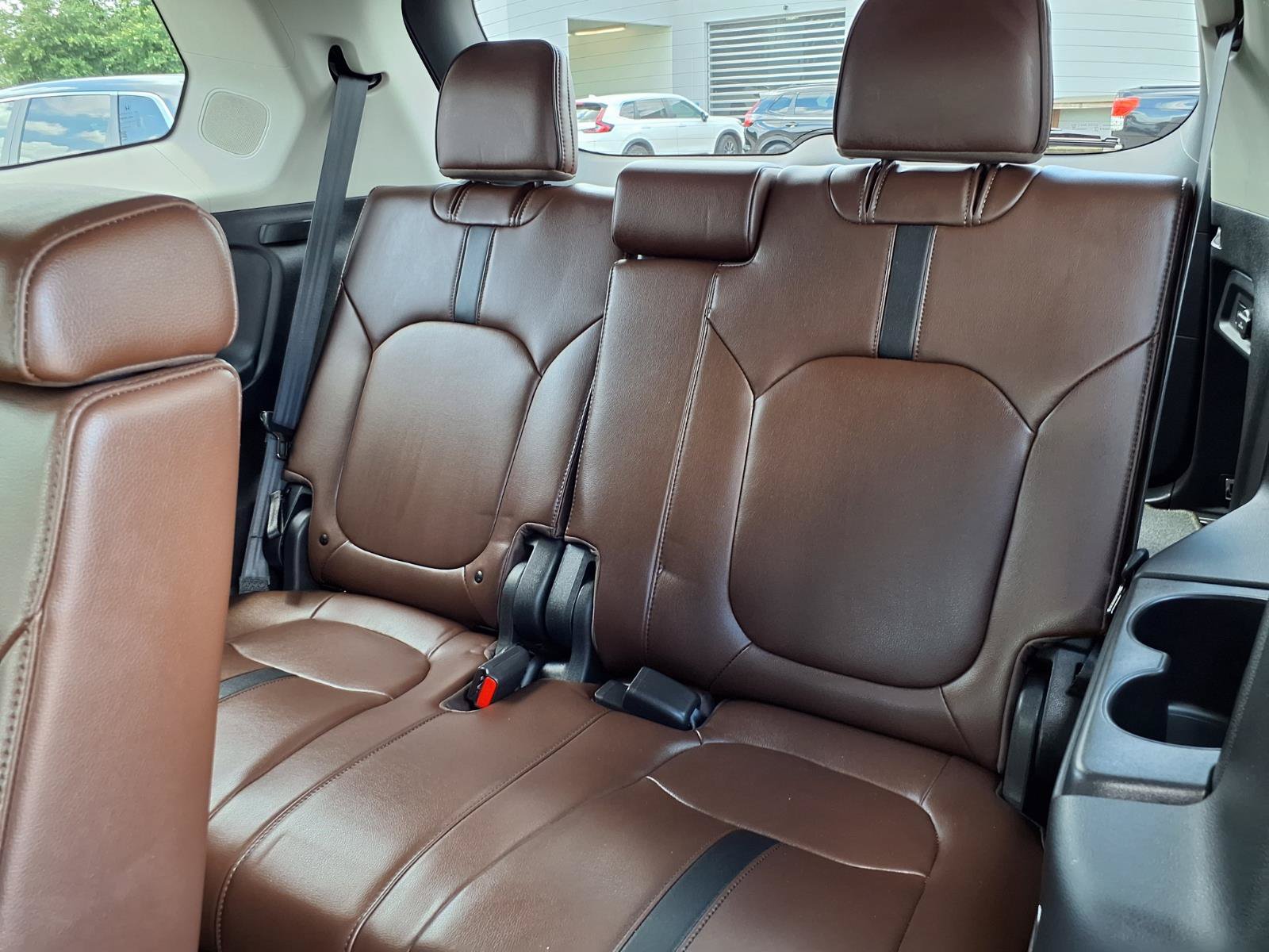 Used 2023 Honda Pilot Elite image 19