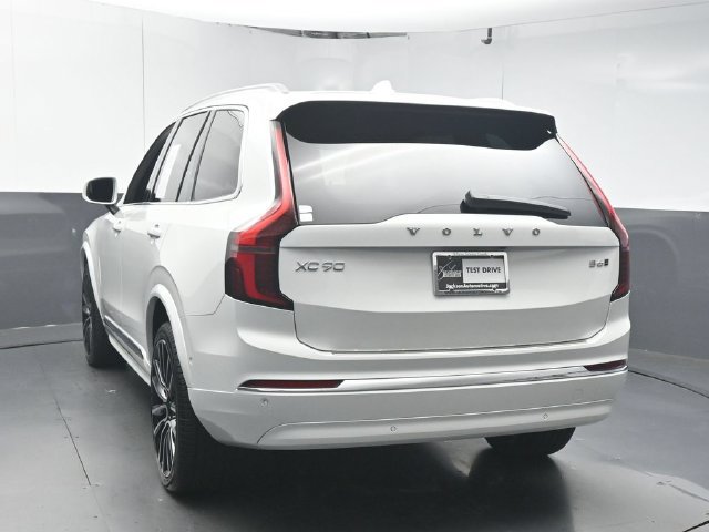 Used 2026 Volvo XC90 B6 Plus w/ Protection Package Premier AWD/4WD image 6