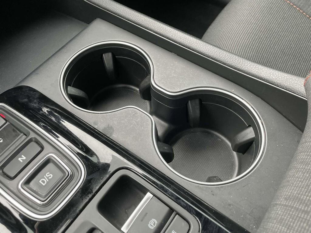 Used 2025 Honda Pilot Sport image 29