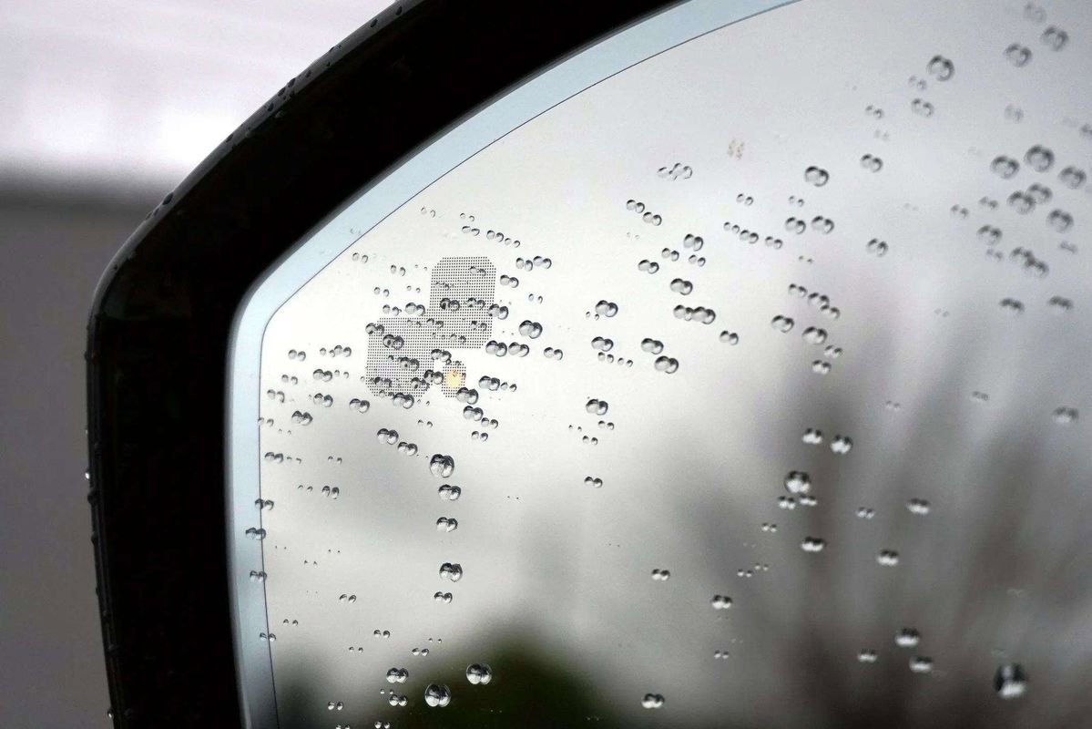 Used 2025 Jaguar F-PACE R-Dynamic S image 28