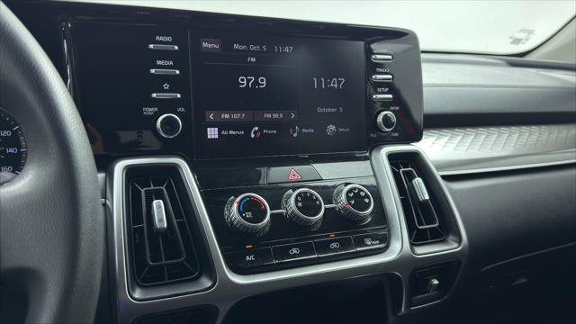Used 2022 Kia Sorento LX FWD image 29