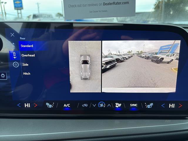 New 2026 Chevrolet Traverse LT w/ Sun and Wheel Package image 24