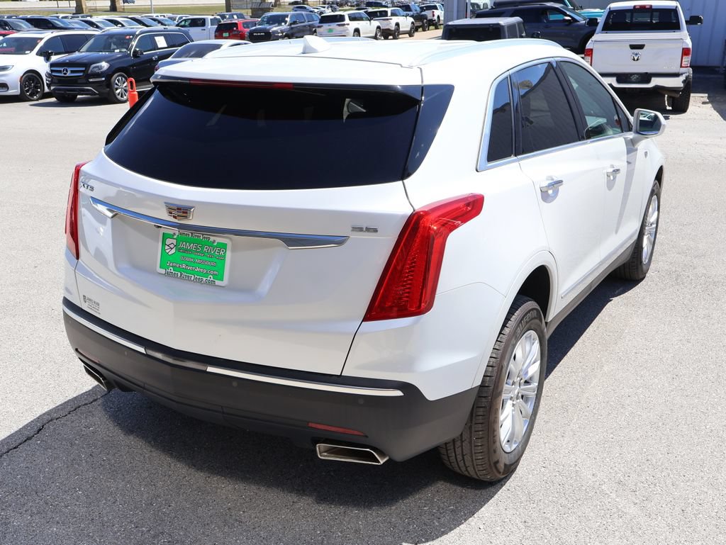 Used 2017 Cadillac XT5 FWD image 5
