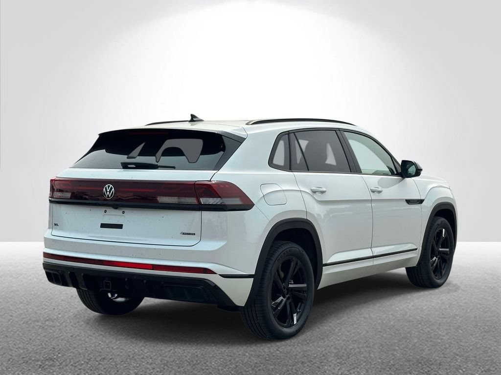 New 2026 Volkswagen Atlas Cross Sport SEL R-Line AWD/4WD image 4