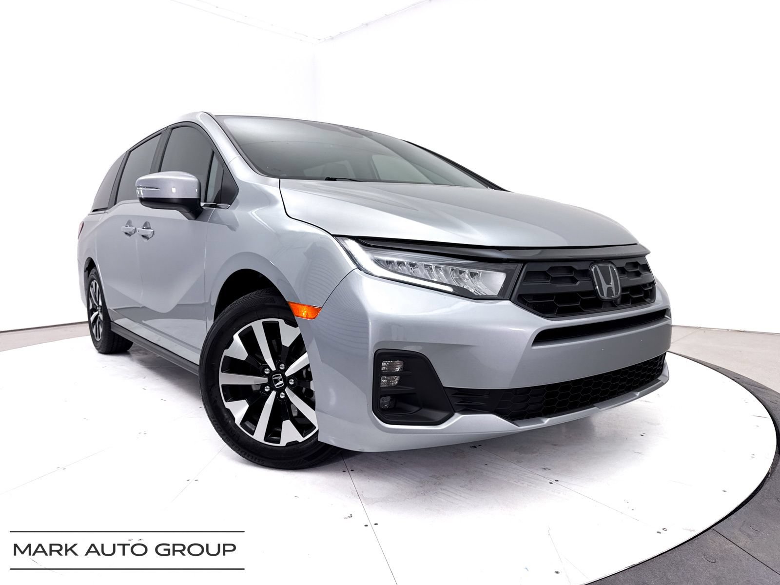 Used 2025 Honda Odyssey EX-L image 1
