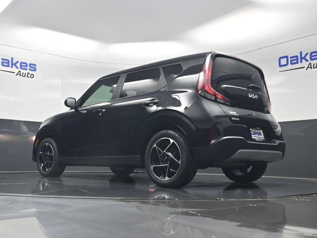 Certified 2023 Kia Soul EX FWD image 40