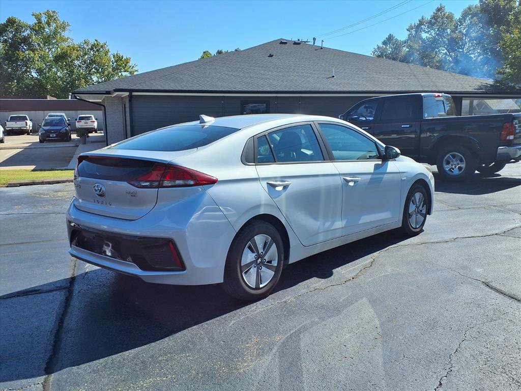 Used 2018 Hyundai Ioniq Blue image 3