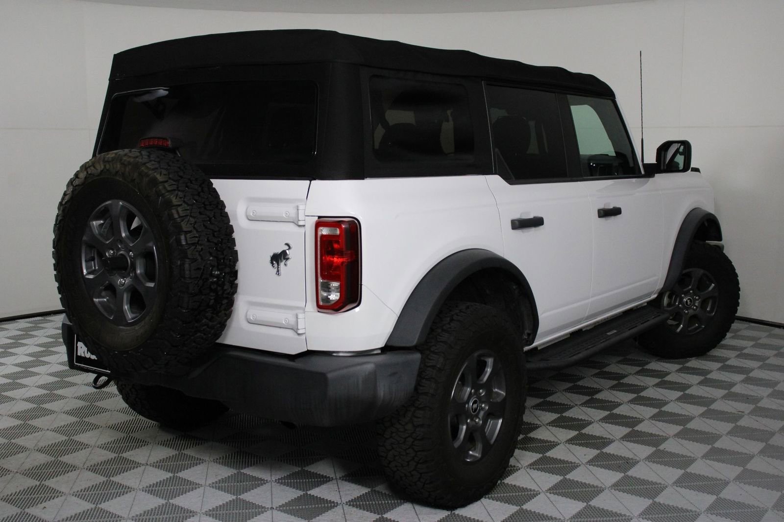 Used 2021 Ford Bronco Big Bend image 4
