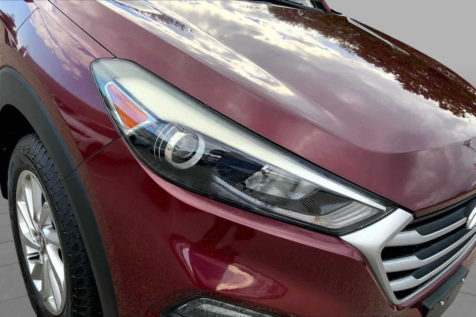 Used 2017 Hyundai Tucson SE w/ SE Popular Package 02 AWD/4WD image 27
