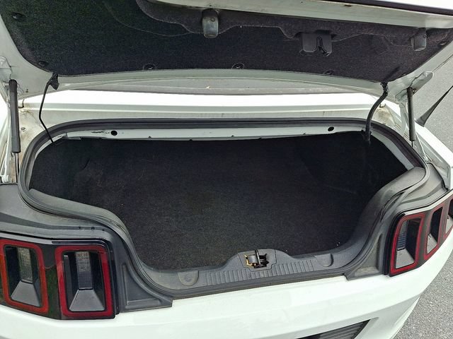 Used 2014 Ford Mustang Convertible RWD image 35