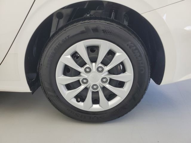 Used 2024 Kia Forte LX image 11