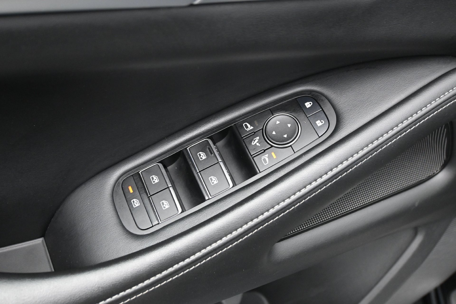 Used 2024 INFINITI QX60 Luxe AWD/4WD image 19